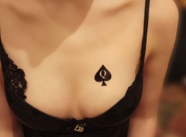&nbsp;

Временное&nbsp;изображение&nbsp;"Queen of Spades"&nbsp;для имитации татуировки....